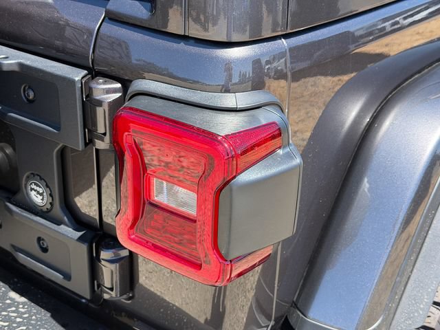New 2026 Jeep Wrangler Unlimited Rubicon AWD/4WD image 9