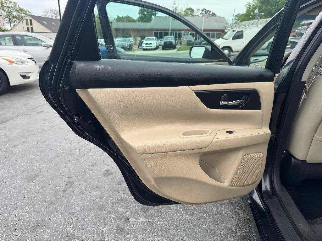 Used 2016 Nissan Altima 2.5 S w/ Power Driver Seat Package FWD image 14