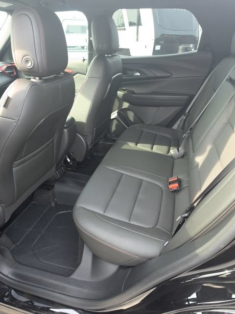 Used 2024 Chevrolet TrailBlazer RS w/ Convenience Package AWD/4WD image 7