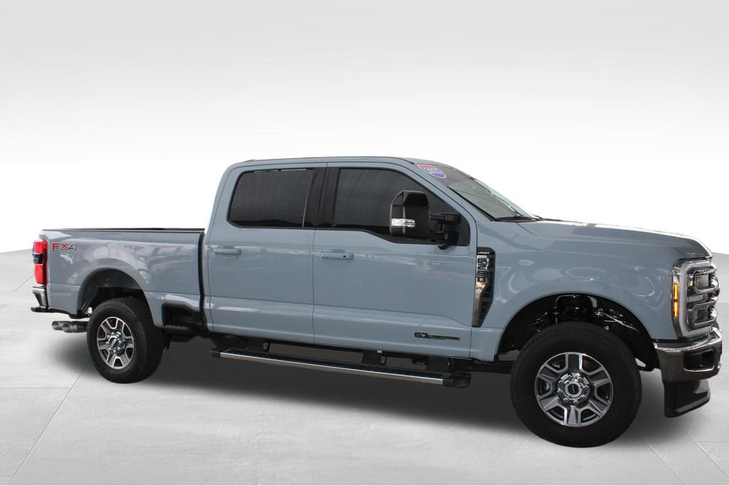 Used 2025 Ford F250 Lariat w/ FX4 Off-Road Package image 19