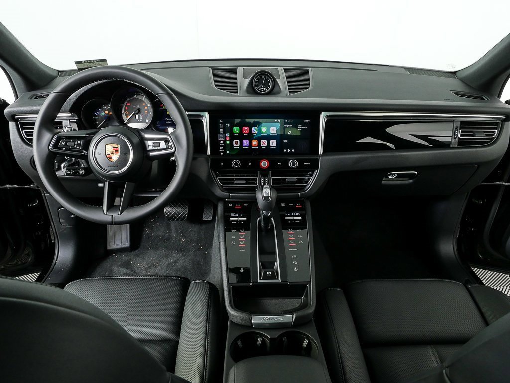 New 2026 Porsche Macan image 20
