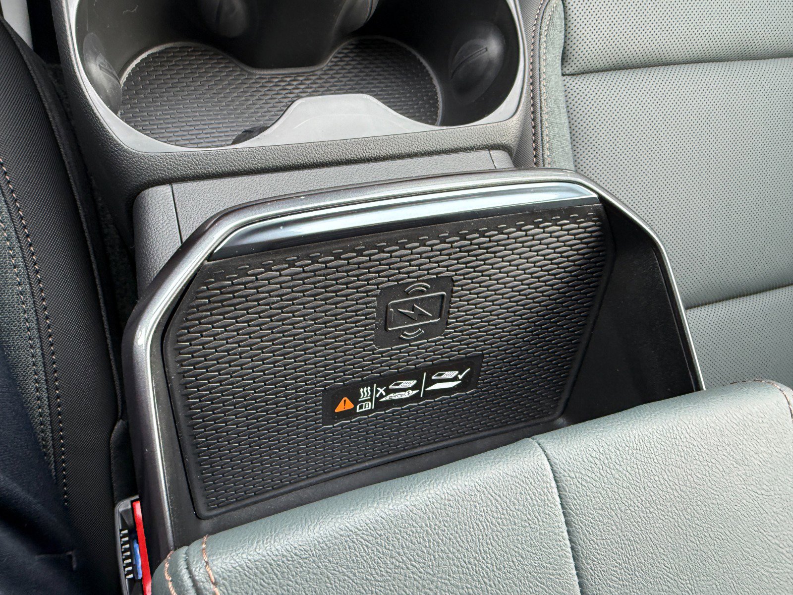 New 2026 GMC Terrain AT4 image 32