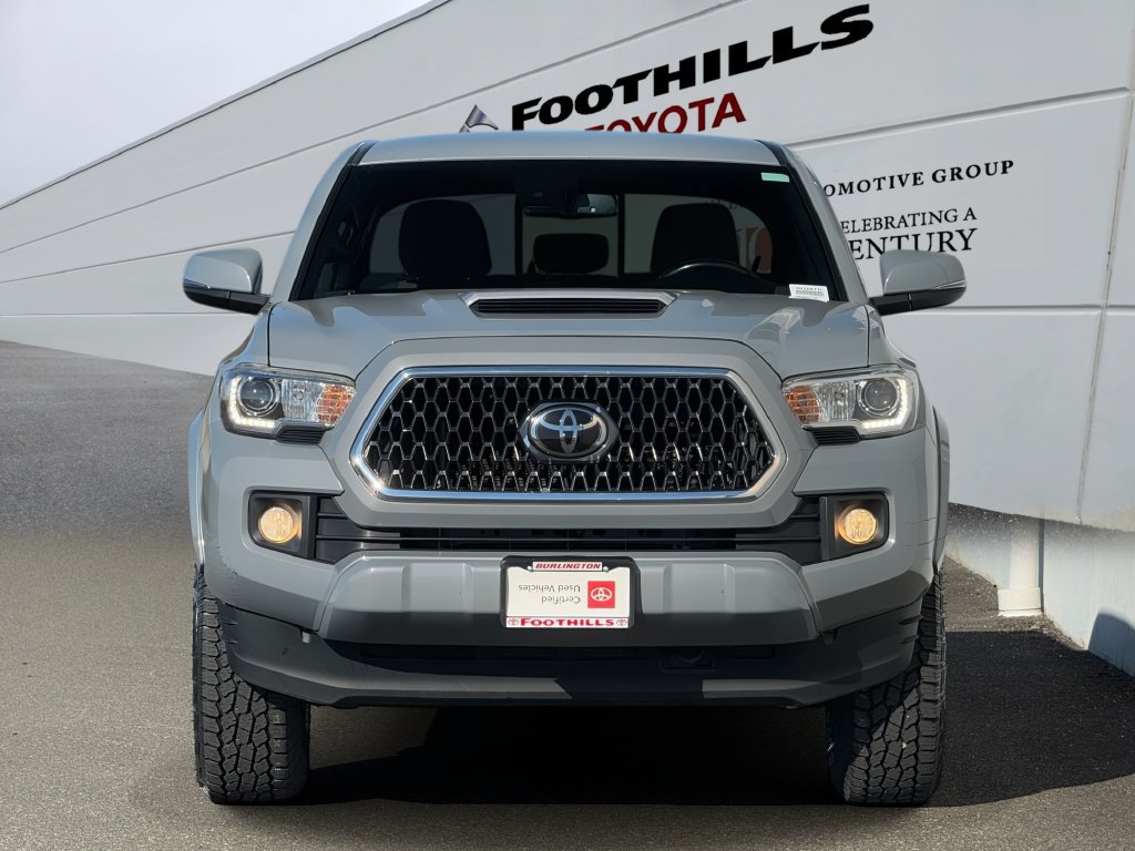Certified 2019 Toyota Tacoma TRD Sport AWD/4WD image 2