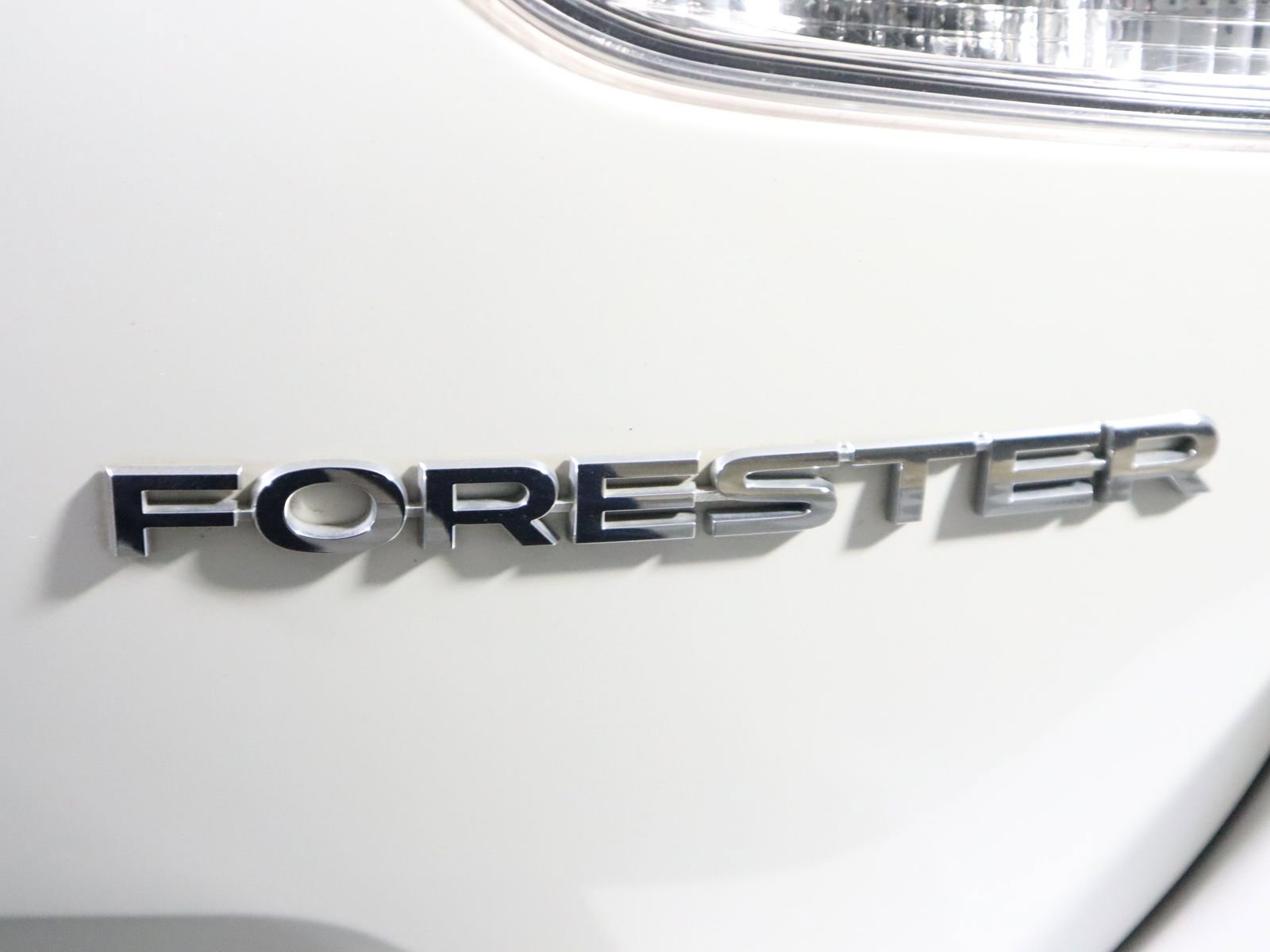 Used 2022 Subaru Forester Premium AWD/4WD image 10