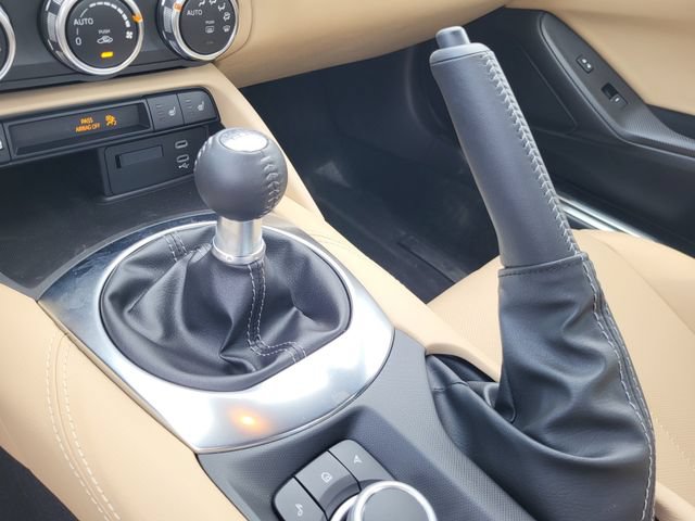 New 2026 MAZDA MX-5 Miata RF Grand Touring w/ Weather Package RWD image 15