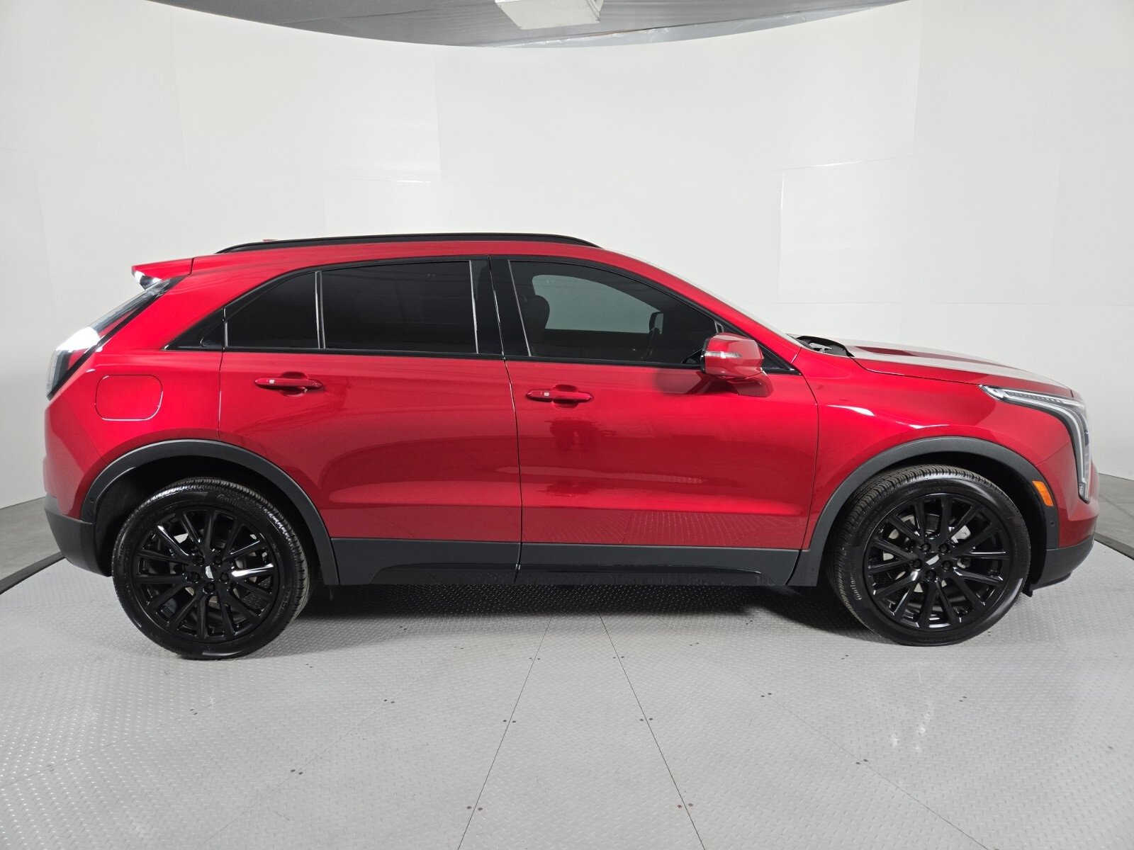 Used 2023 Cadillac XT4 Sport image 17