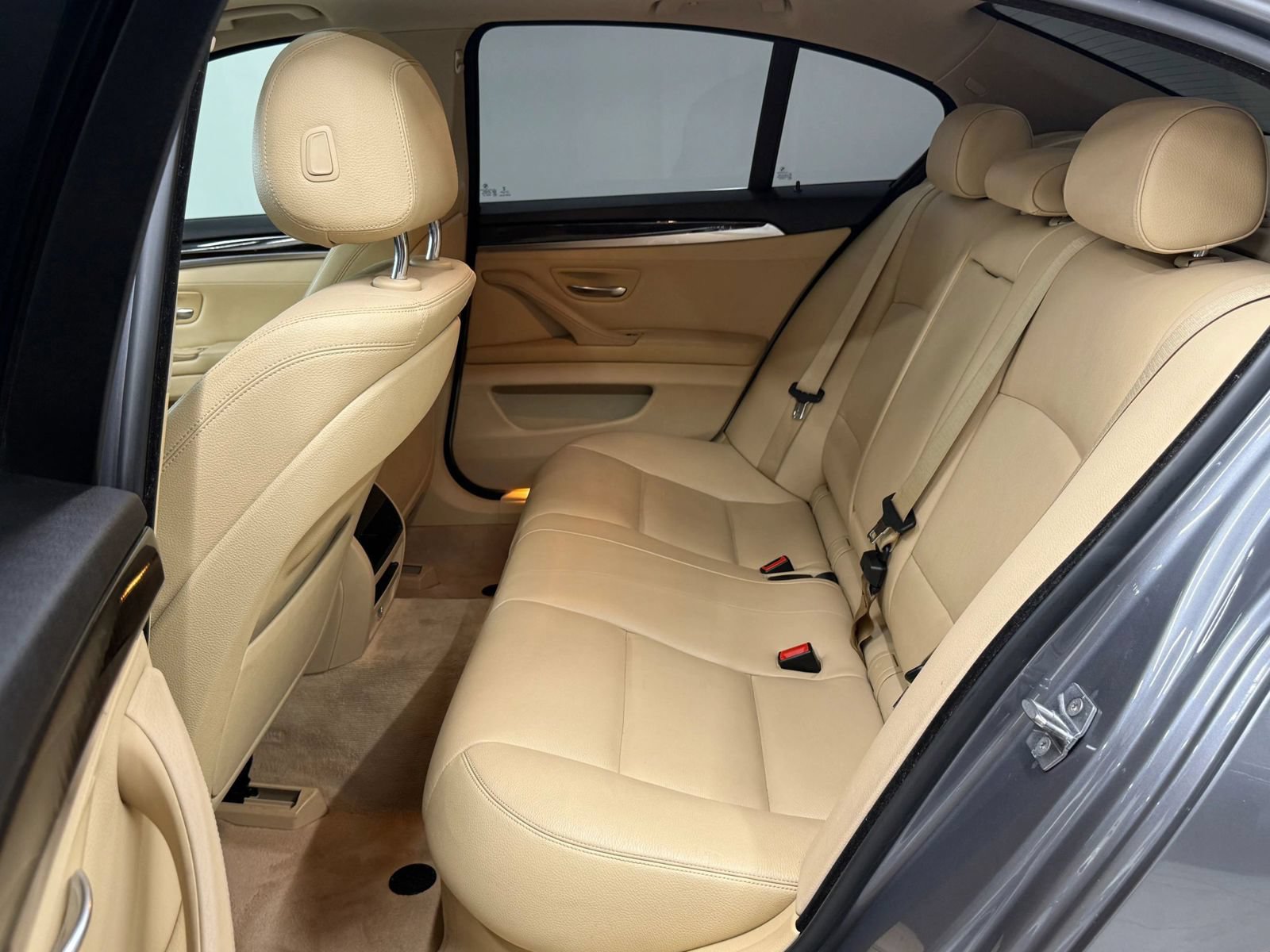 Used 2015 BMW 528i Sedan RWD image 18