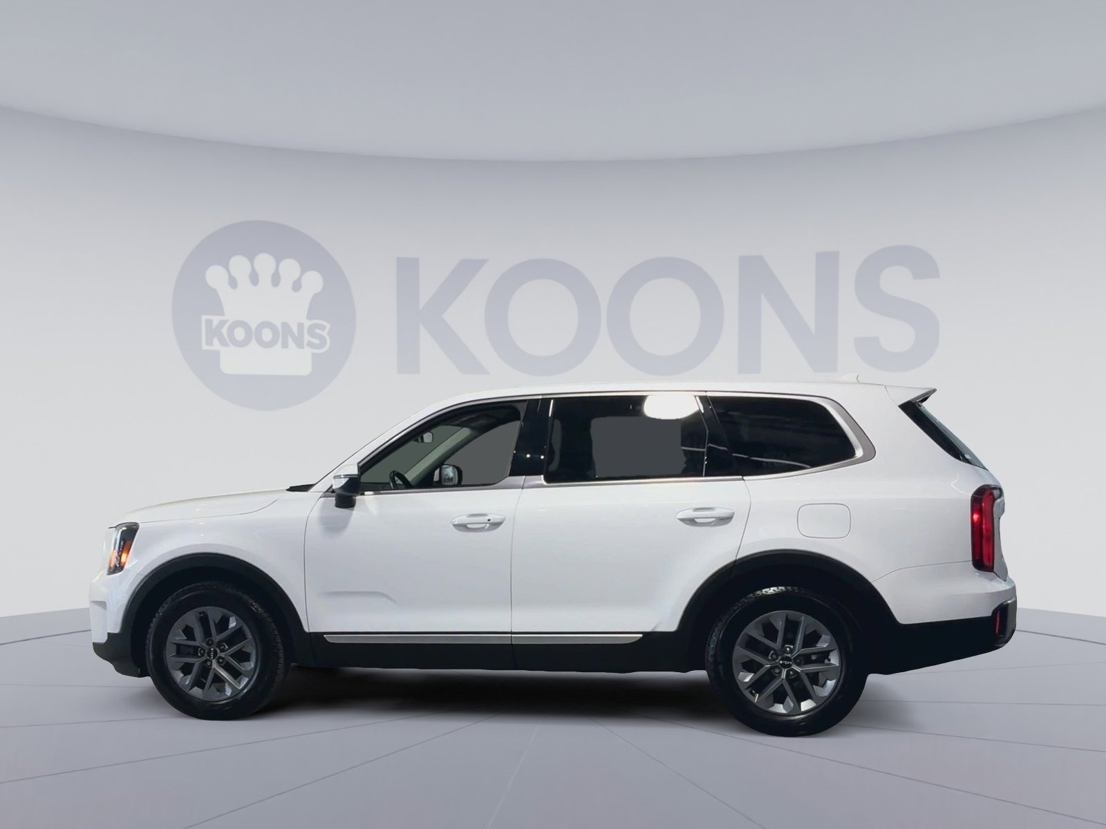 Used 2024 Kia Telluride LX image 7