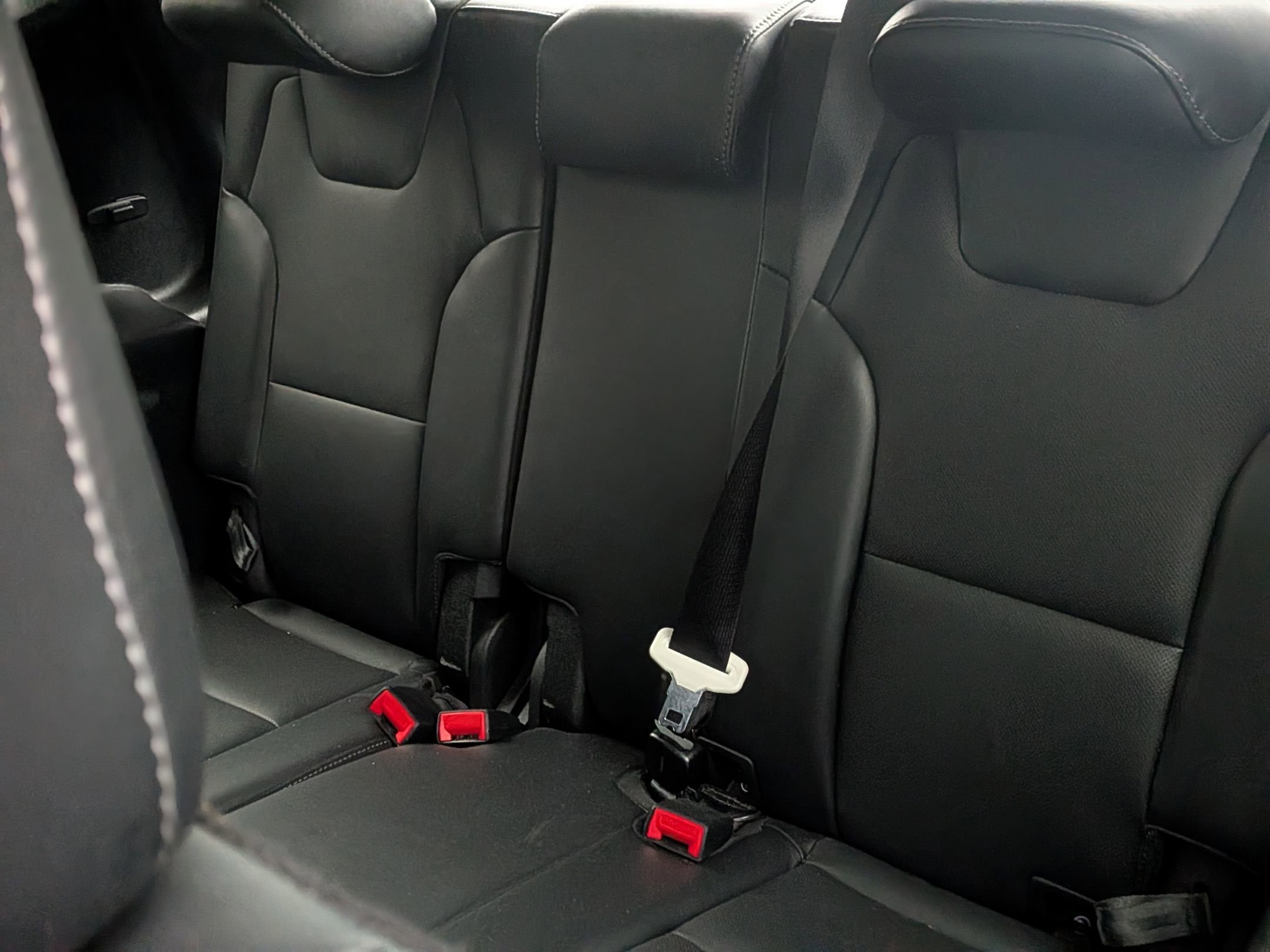 Used 2025 Kia Telluride S AWD/4WD image 35