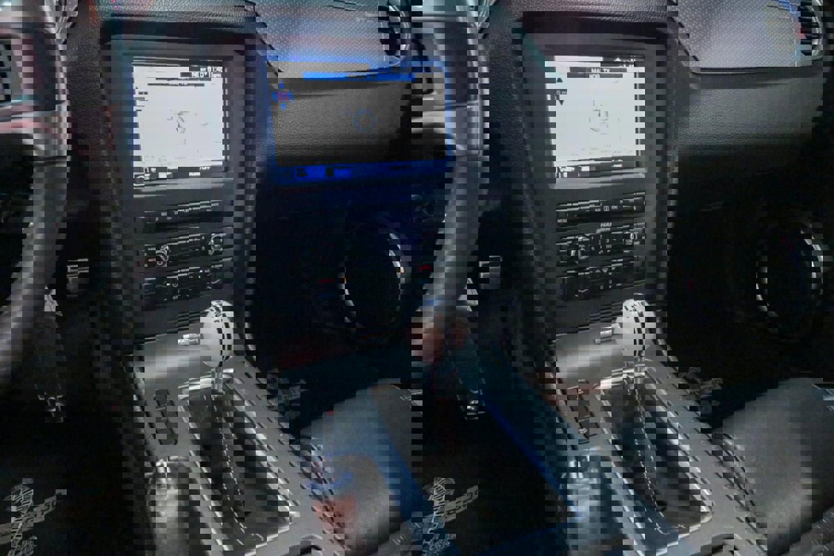 Used 2012 Ford Mustang Shelby GT500 w/ Electronics Pkg image 17