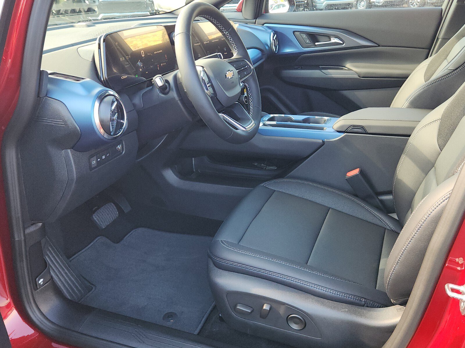 New 2026 Chevrolet Equinox EV LT image 6