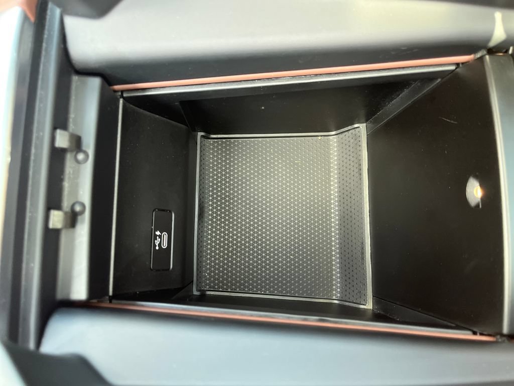 Used 2021 BMW X5 M50i AWD/4WD image 26