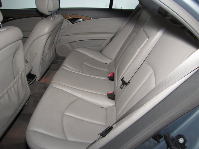 Used 2007 Mercedes-Benz E 350 Sedan image 12