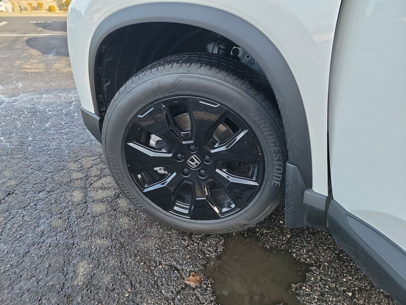 New 2026 Honda Pilot Black Edition image 30