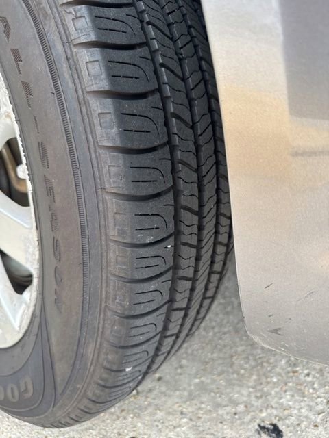 Used 2016 Chrysler Town & Country Touring image 24