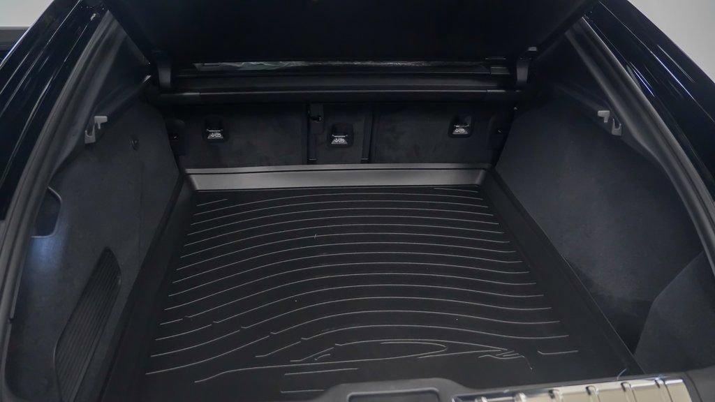 New 2025 Porsche Panamera Turbo AWD/4WD image 13
