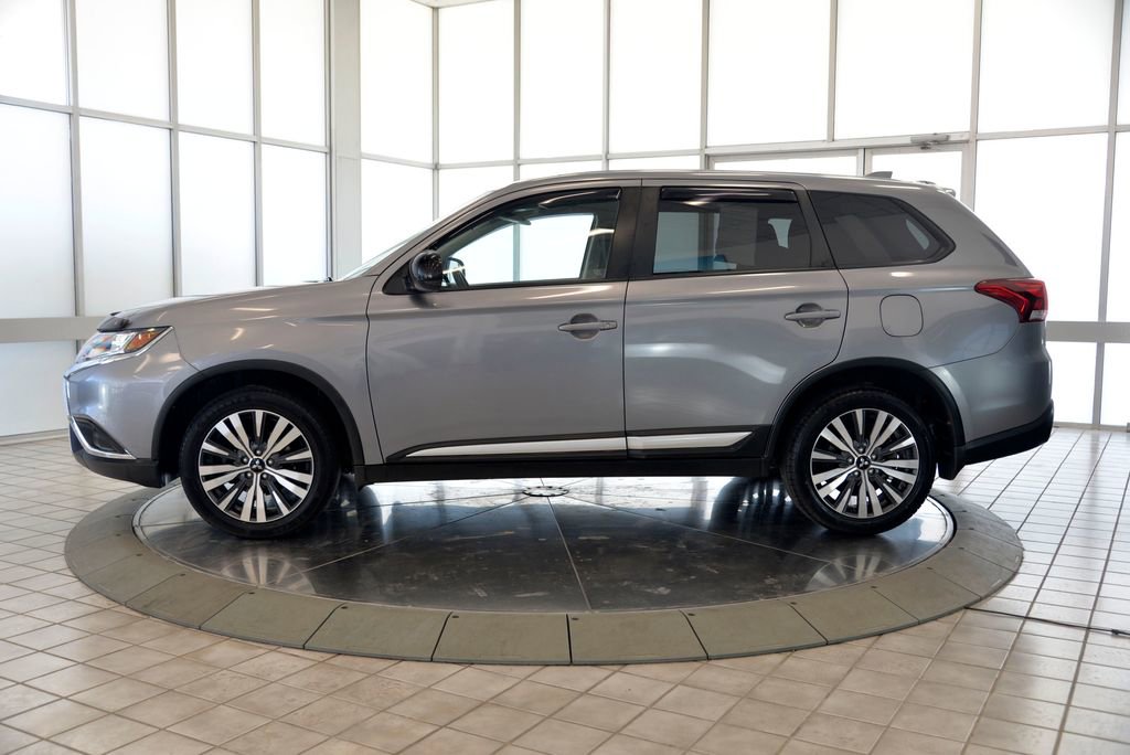 Used 2019 Mitsubishi Outlander ES image 5