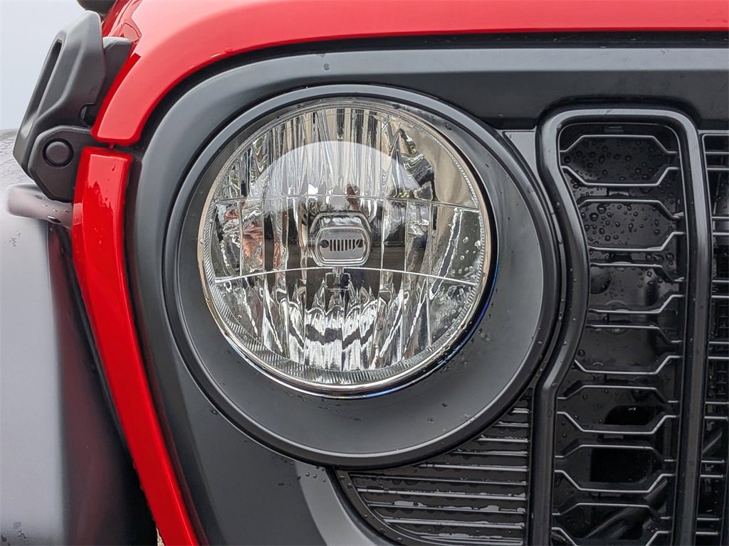 New 2025 Jeep Wrangler Sport S image 9