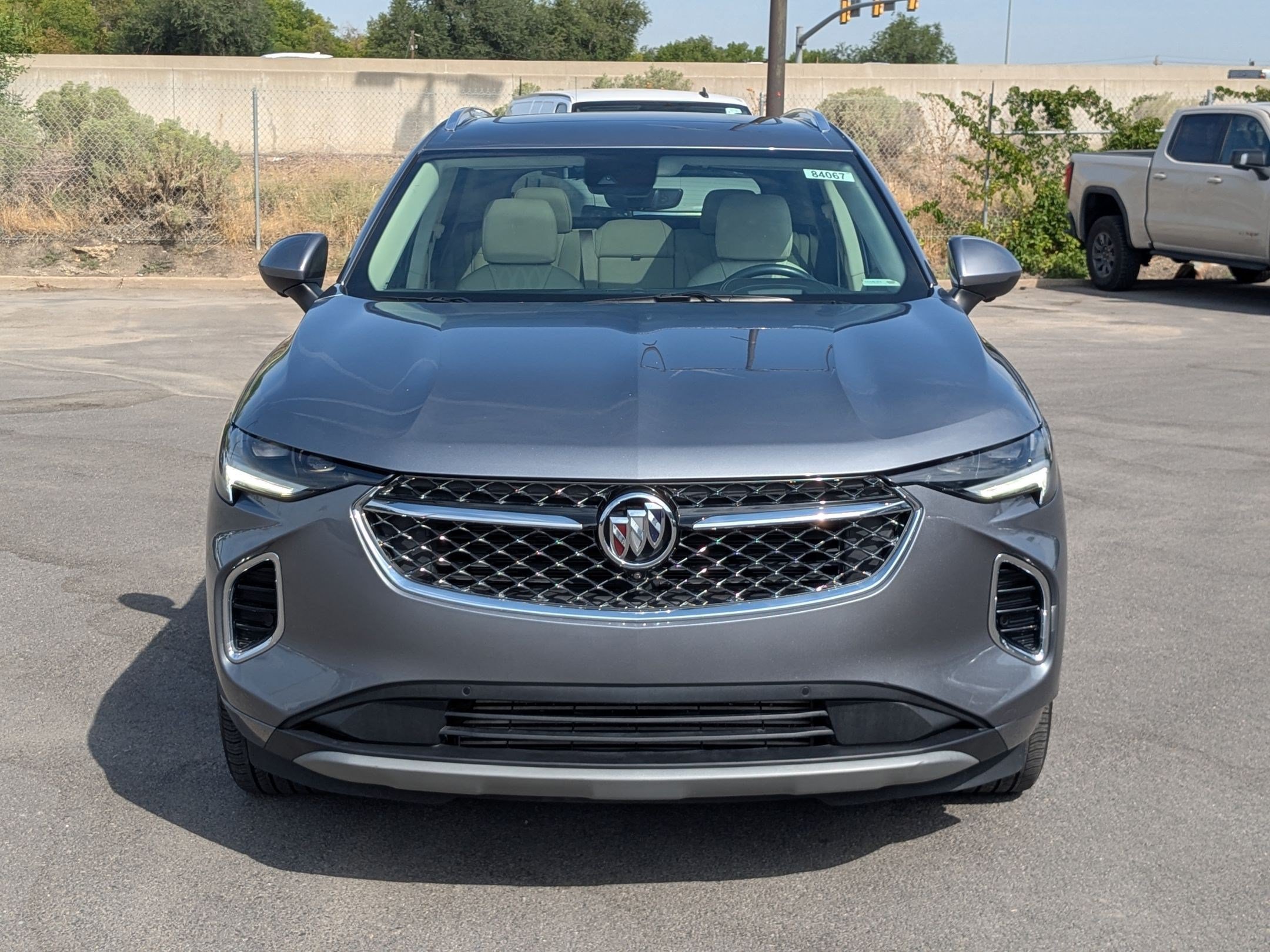 Certified 2022 Buick Envision Avenir w/ Technology Package II AWD/4WD image 9