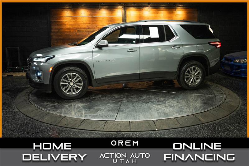 Used 2023 Chevrolet Traverse LT
