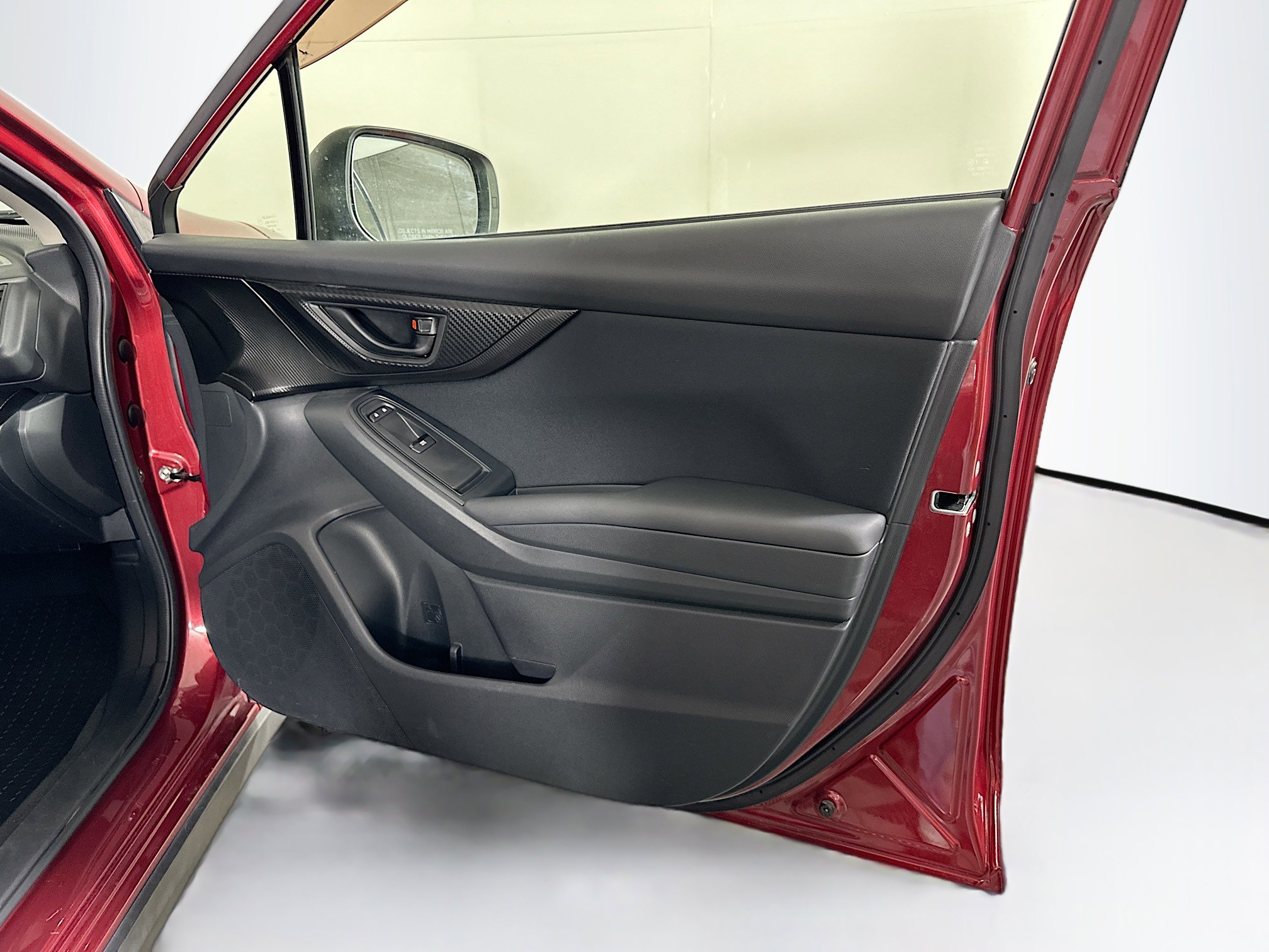 Used 2019 Subaru Crosstrek 2.0i w/ Eyesight System image 29