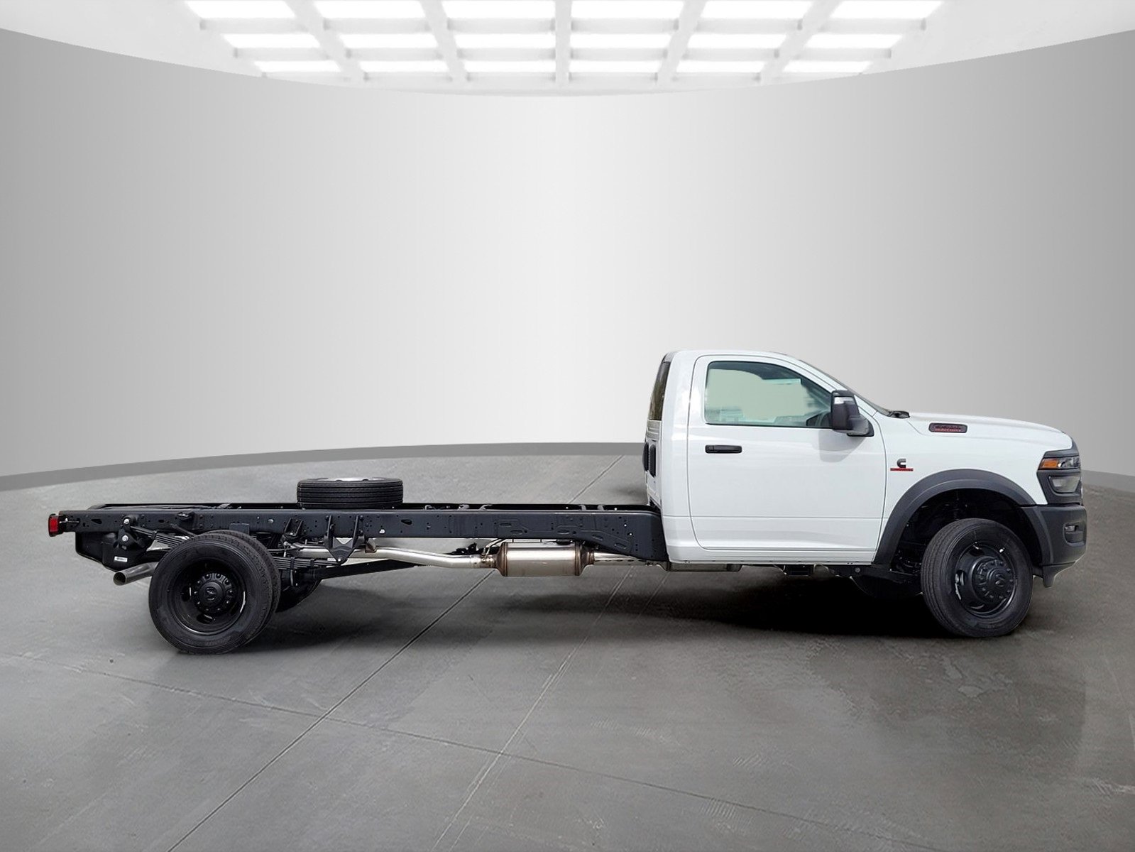 New 2026 RAM 5500 Tradesman image 3