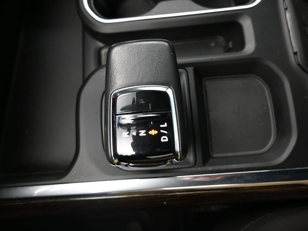 Used 2022 GMC Sierra 1500 Elevation image 16