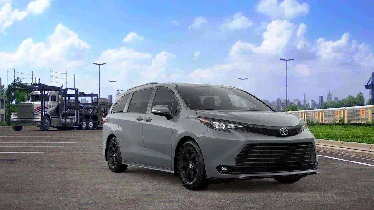 New 2026 Toyota Sienna XLE Woodland Edition AWD/4WD image 37