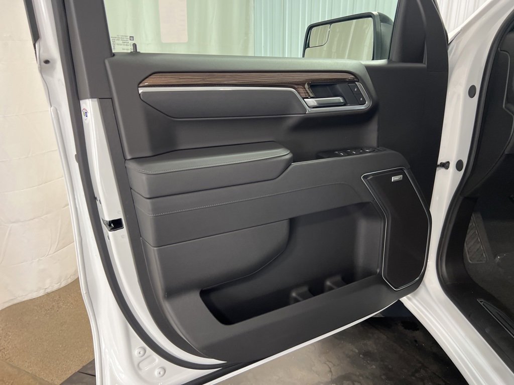 New 2026 Chevrolet Silverado 1500 RST image 4