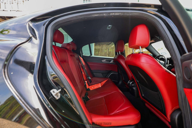 Used 2020 Alfa Romeo Giulia w/ Quick Order Package 22K Sport image 25