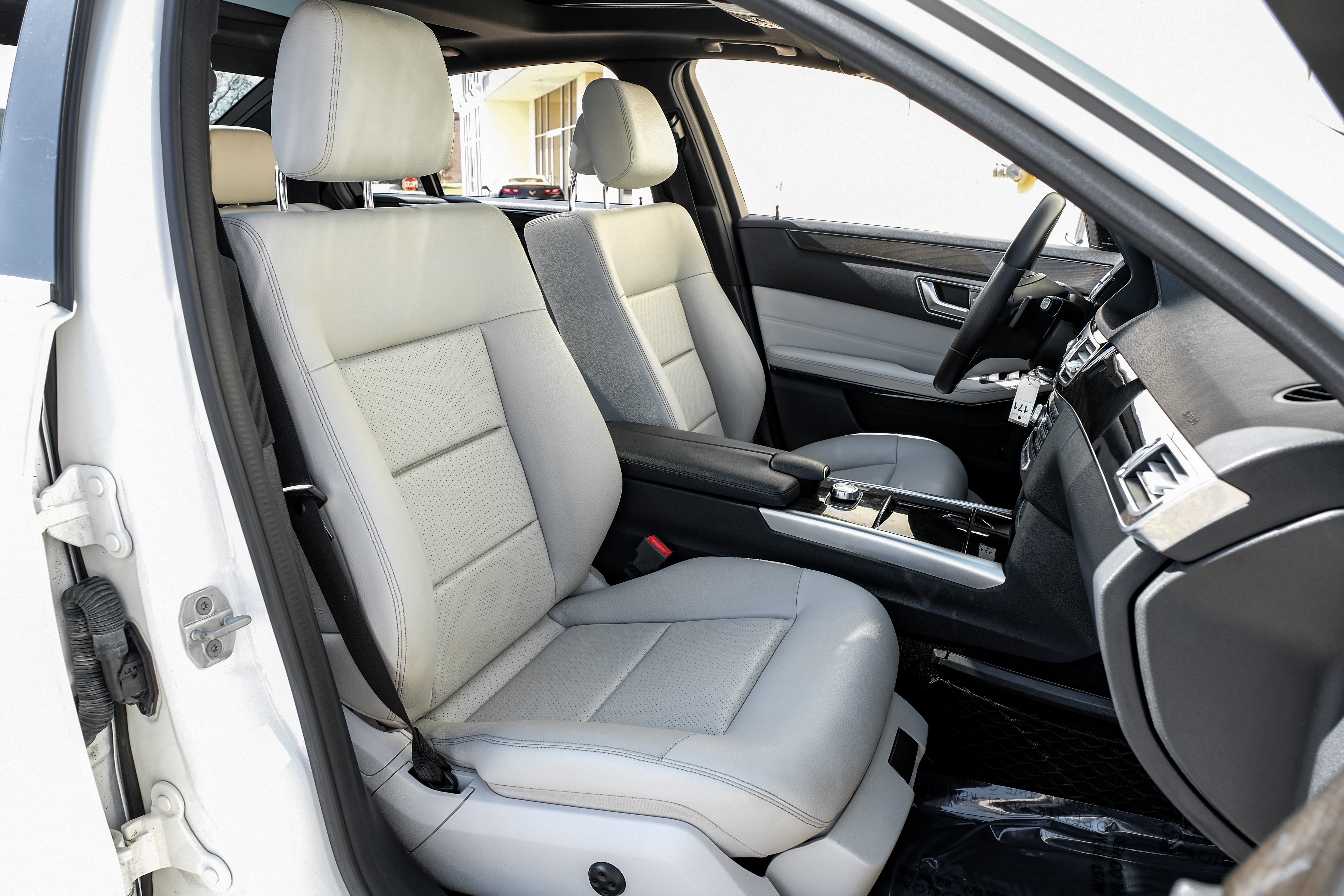 Used 2015 Mercedes-Benz E 350 Sedan w/ Premium 1 Package image 32