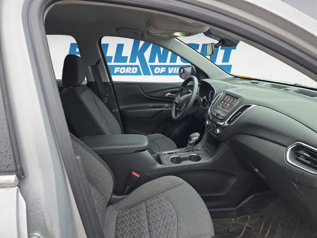 Used 2022 Chevrolet Equinox LT w/ LPO, Floor Liner Package image 15