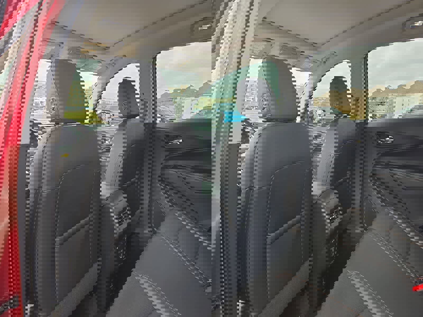 Used 2020 Chevrolet Equinox Premier image 16