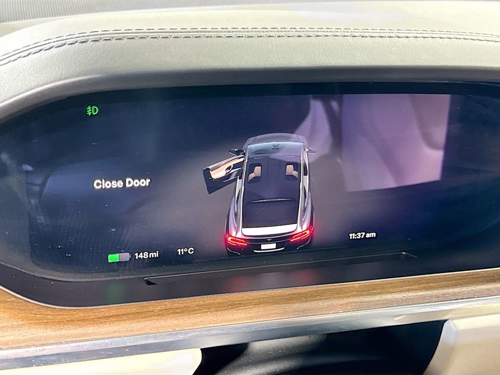 Used 2023 Tesla Model X image 18