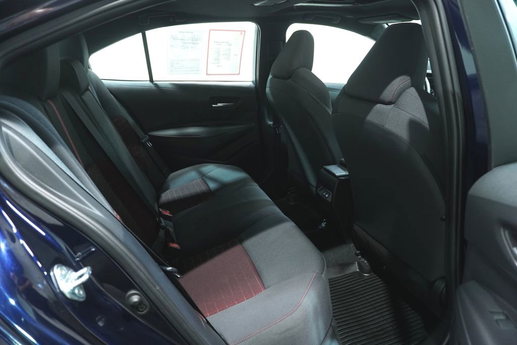 Used 2023 Toyota Camry SE w/ Convenience Package FWD image 4