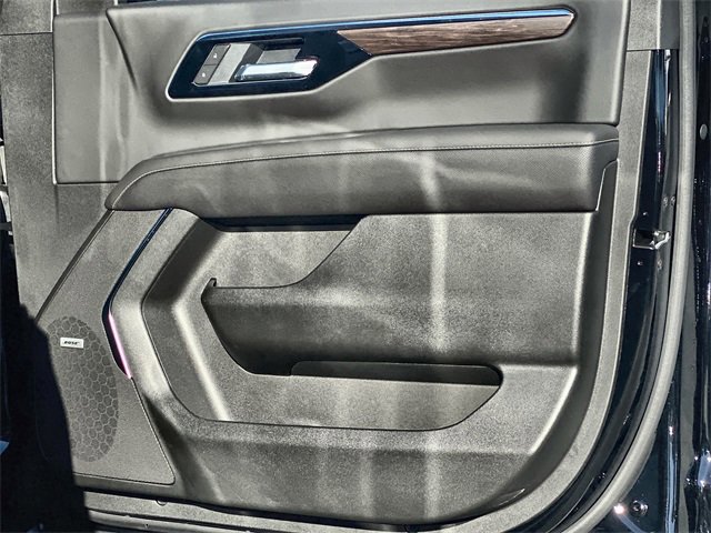 New 2026 Chevrolet Suburban Premier image 35