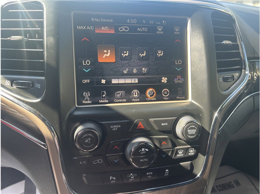 Used 2015 Jeep Grand Cherokee Overland w/ Advanced Technology Group image 16