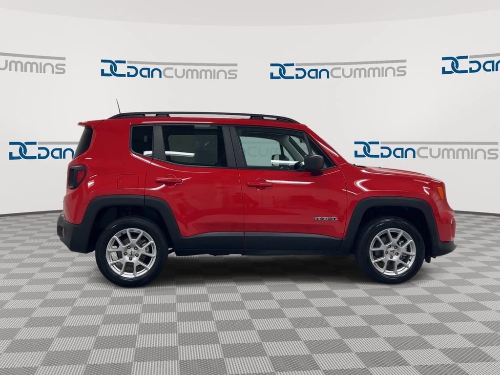 Used 2022 Jeep Renegade Sport w/ Sport Appearance Group AWD/4WD image 9