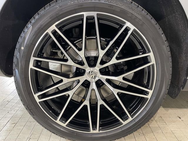 New 2026 Porsche Macan image 15