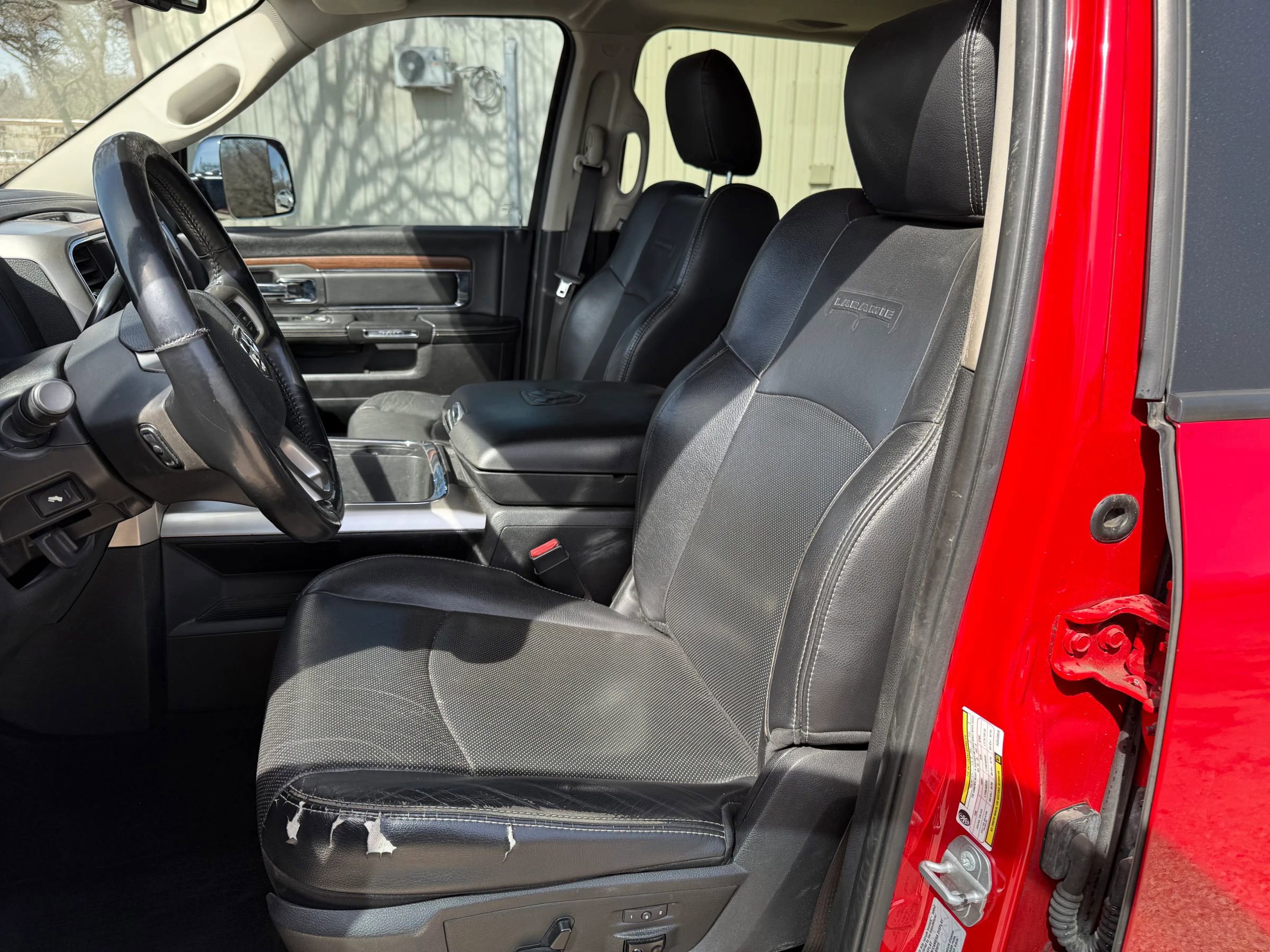 Used 2017 RAM 2500 Laramie image 10