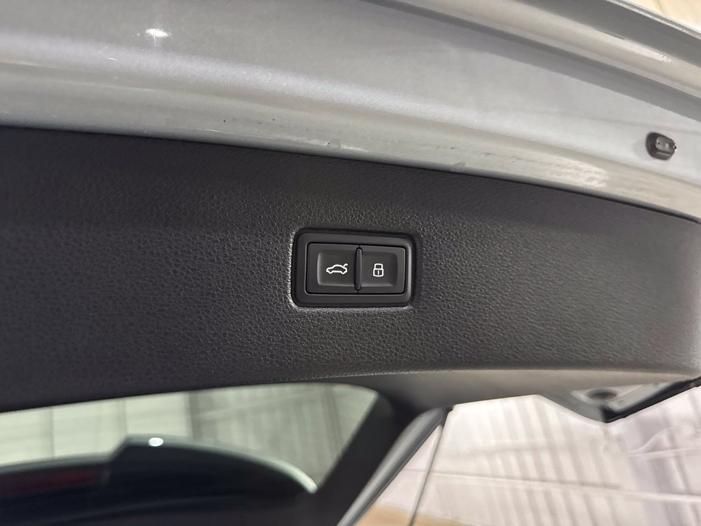 Used 2023 Audi SQ7 Premium Plus AWD/4WD image 55
