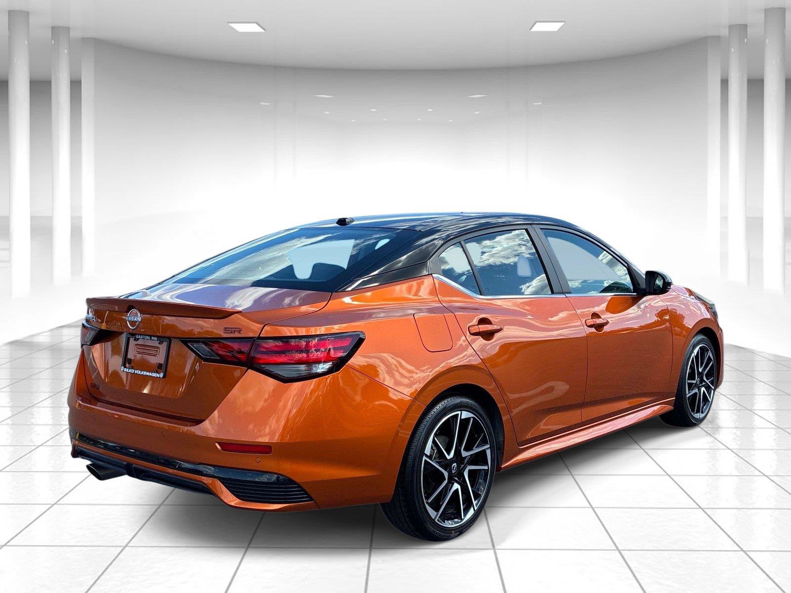 Used 2024 Nissan Sentra SR FWD image 7