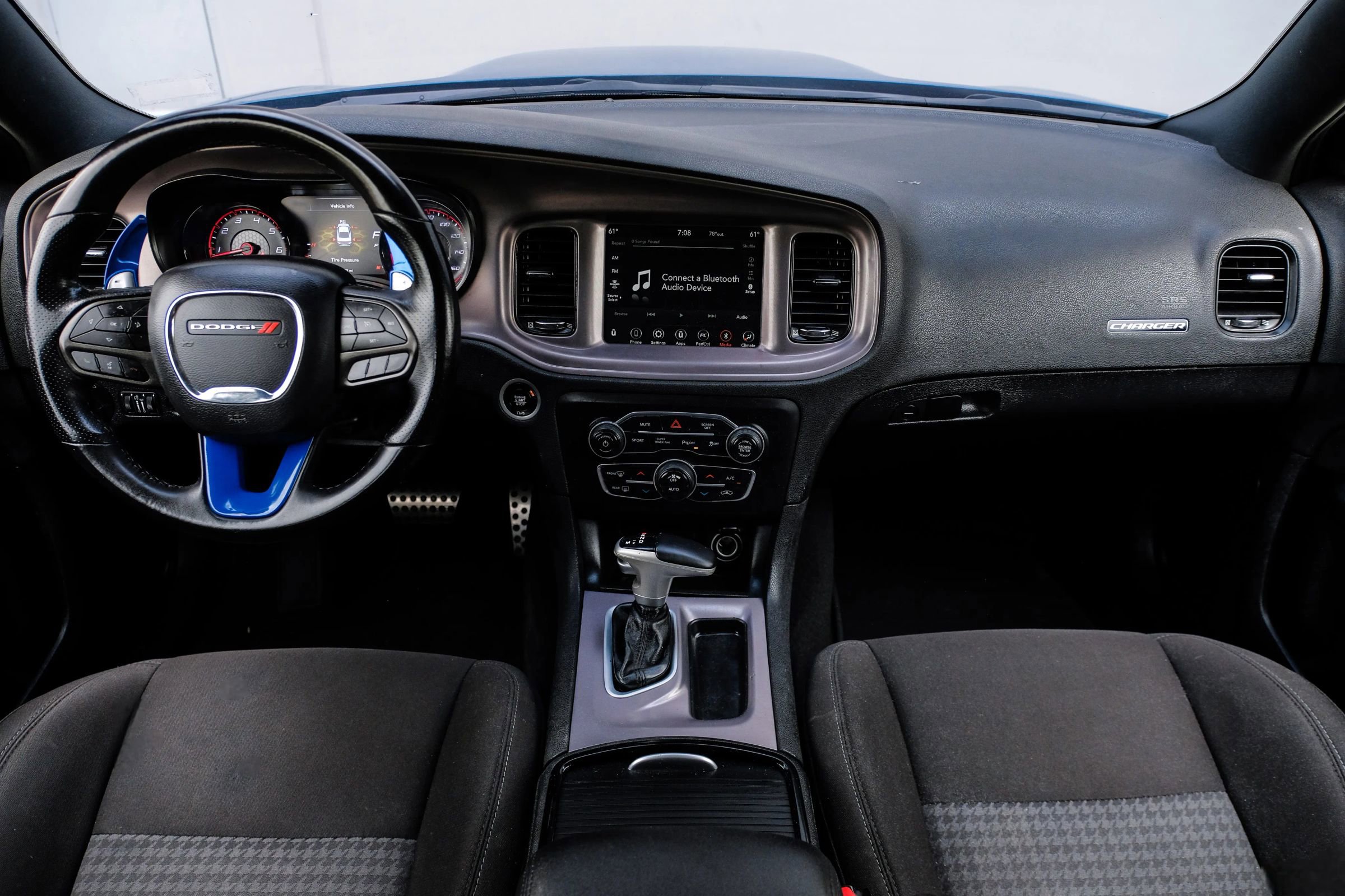 Used 2023 Dodge Charger R/T w/ Blacktop Package image 13