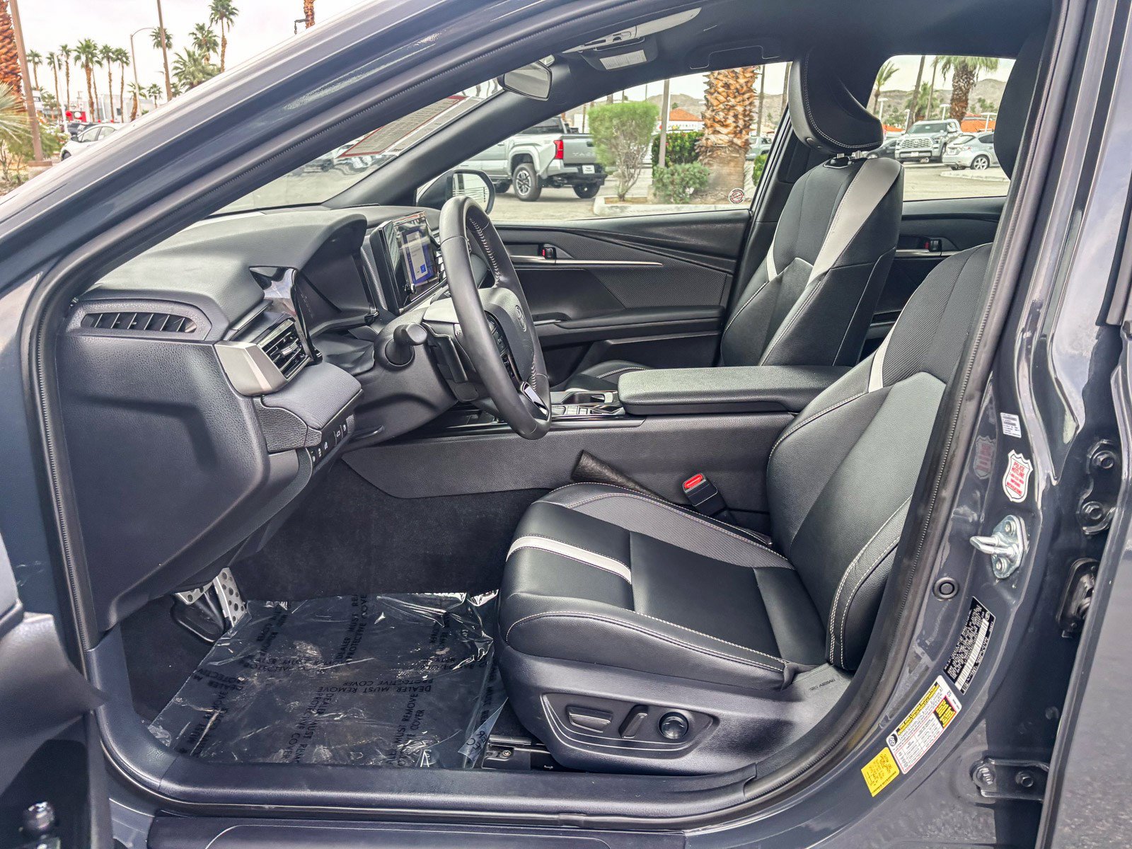 Certified 2025 Toyota Camry SE image 20