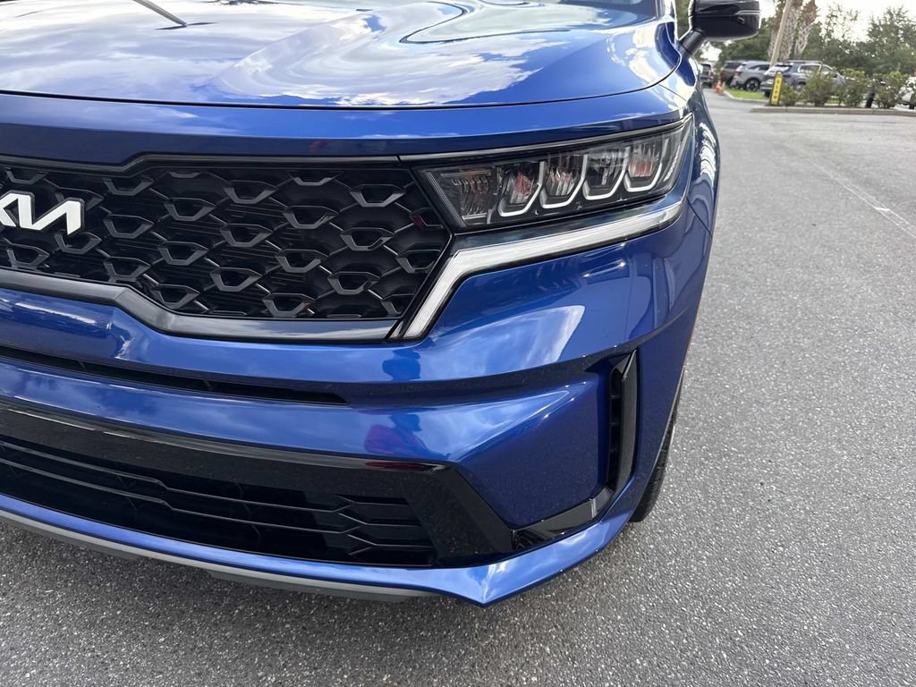 Used 2022 Kia Sorento S w/ Panoramic Sunroof Package FWD image 10