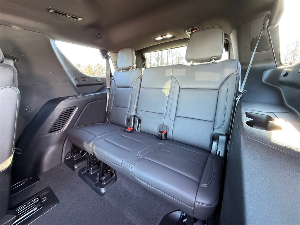 Used 2023 Chevrolet Tahoe Z71 w/ Luxury Package image 24