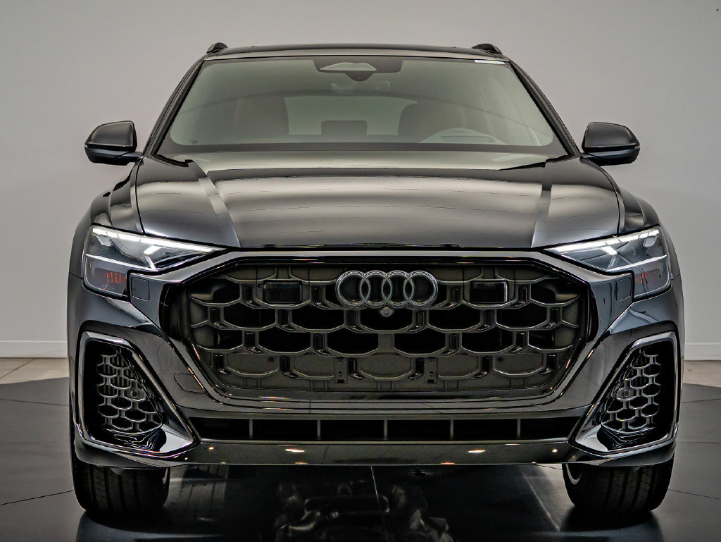 New 2027 Audi Q8 Prestige AWD/4WD image 2