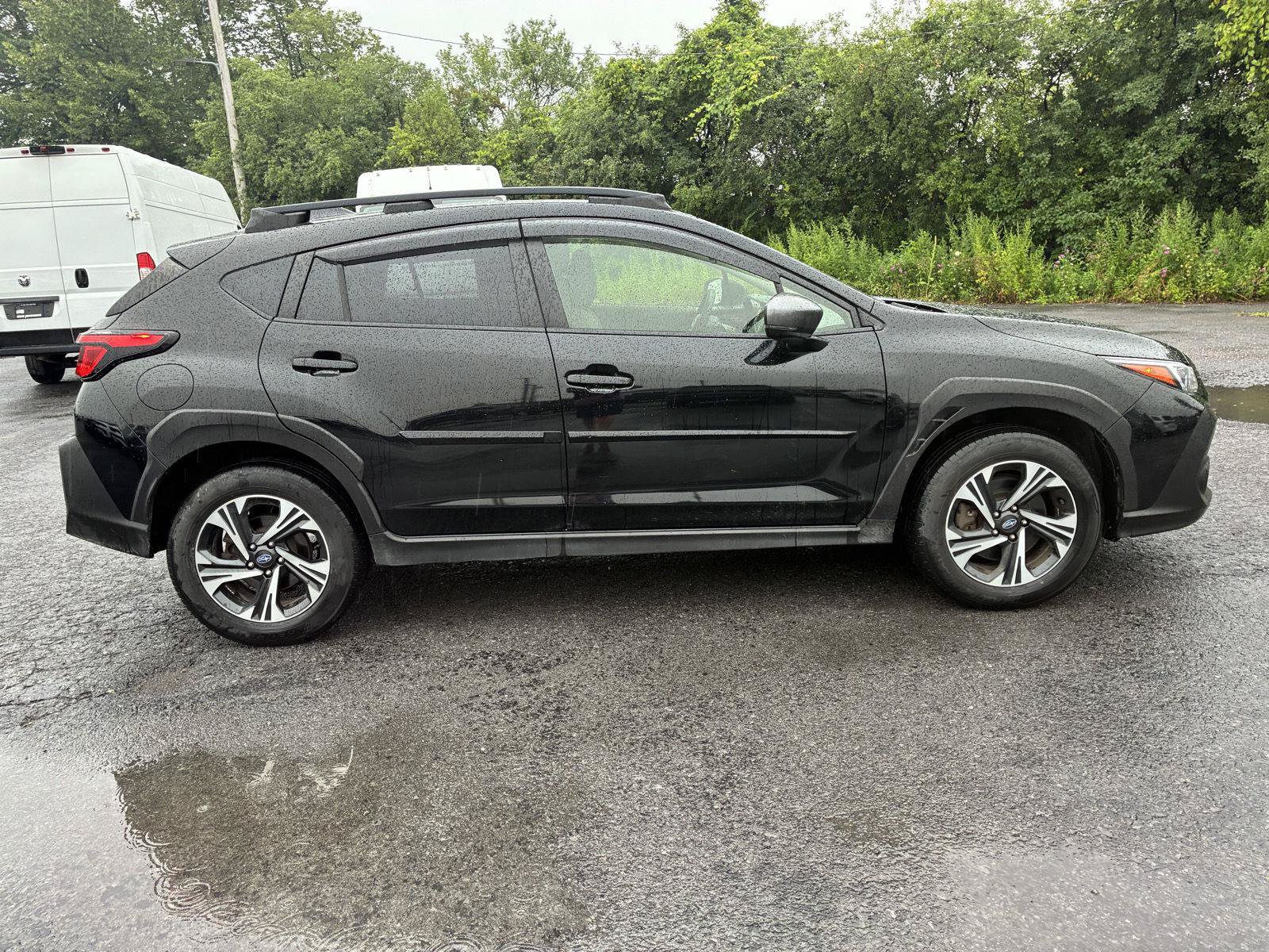 Used 2024 Subaru Crosstrek 2.0i Premium AWD/4WD image 8