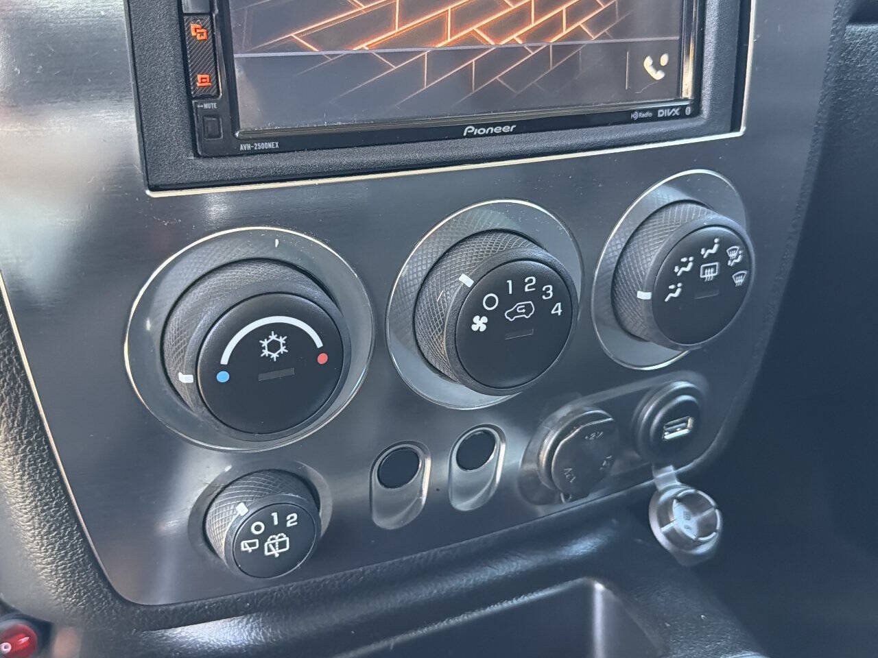 Used 2008 HUMMER H3 AWD/4WD image 27
