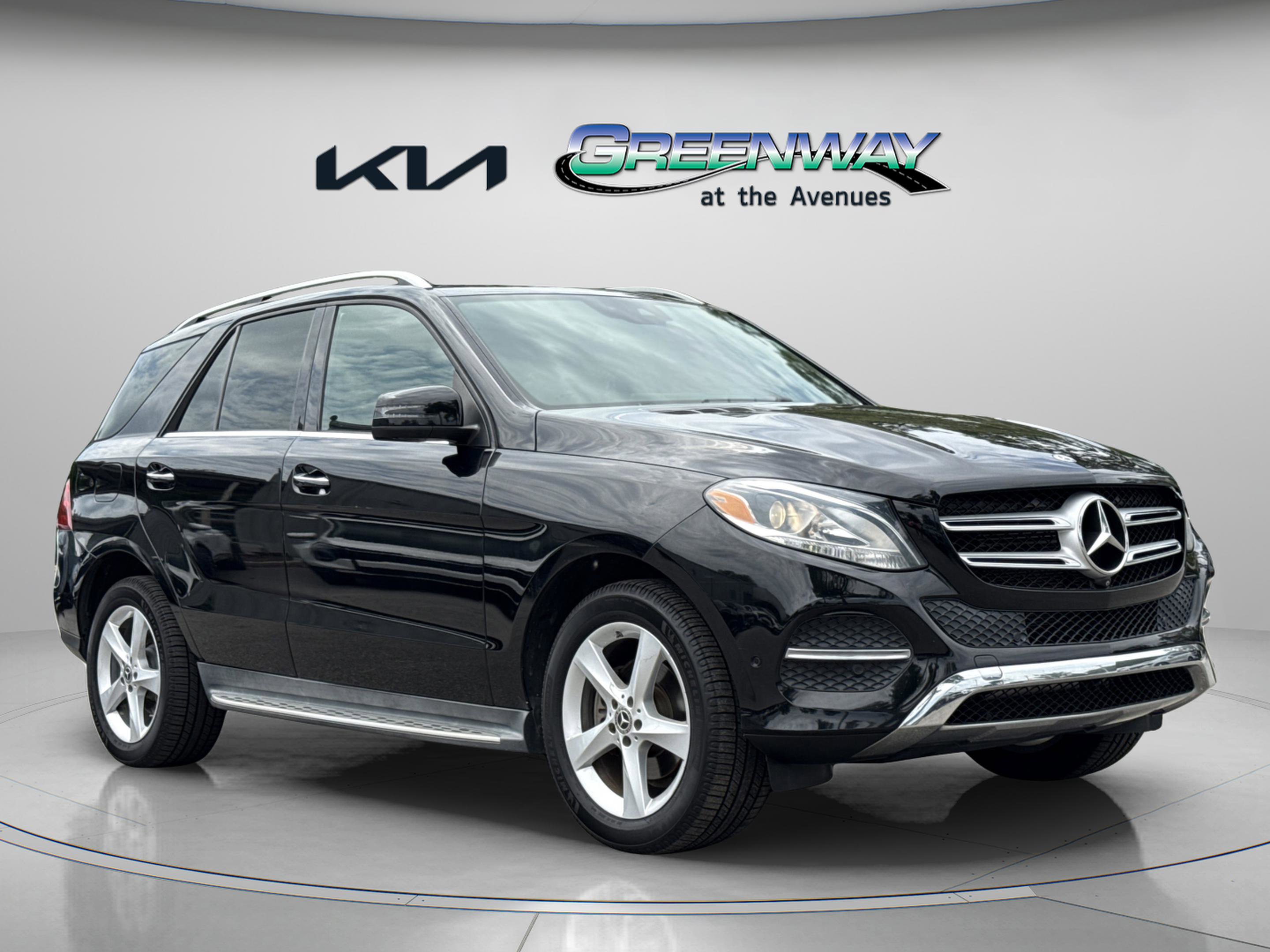 Used 2018 Mercedes-Benz GLE 350 image 2